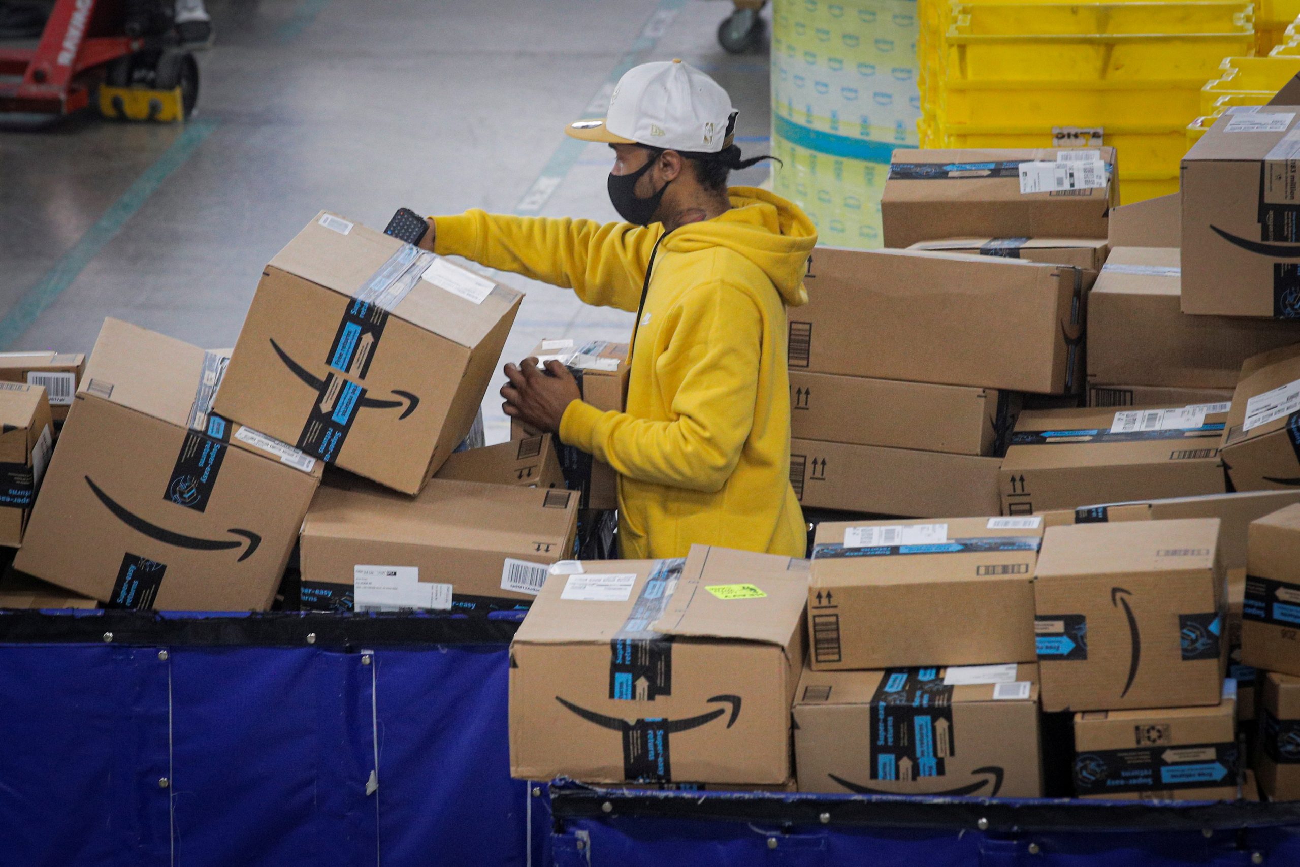Amazon offers incredible 5,000 jobs across USA, apply today