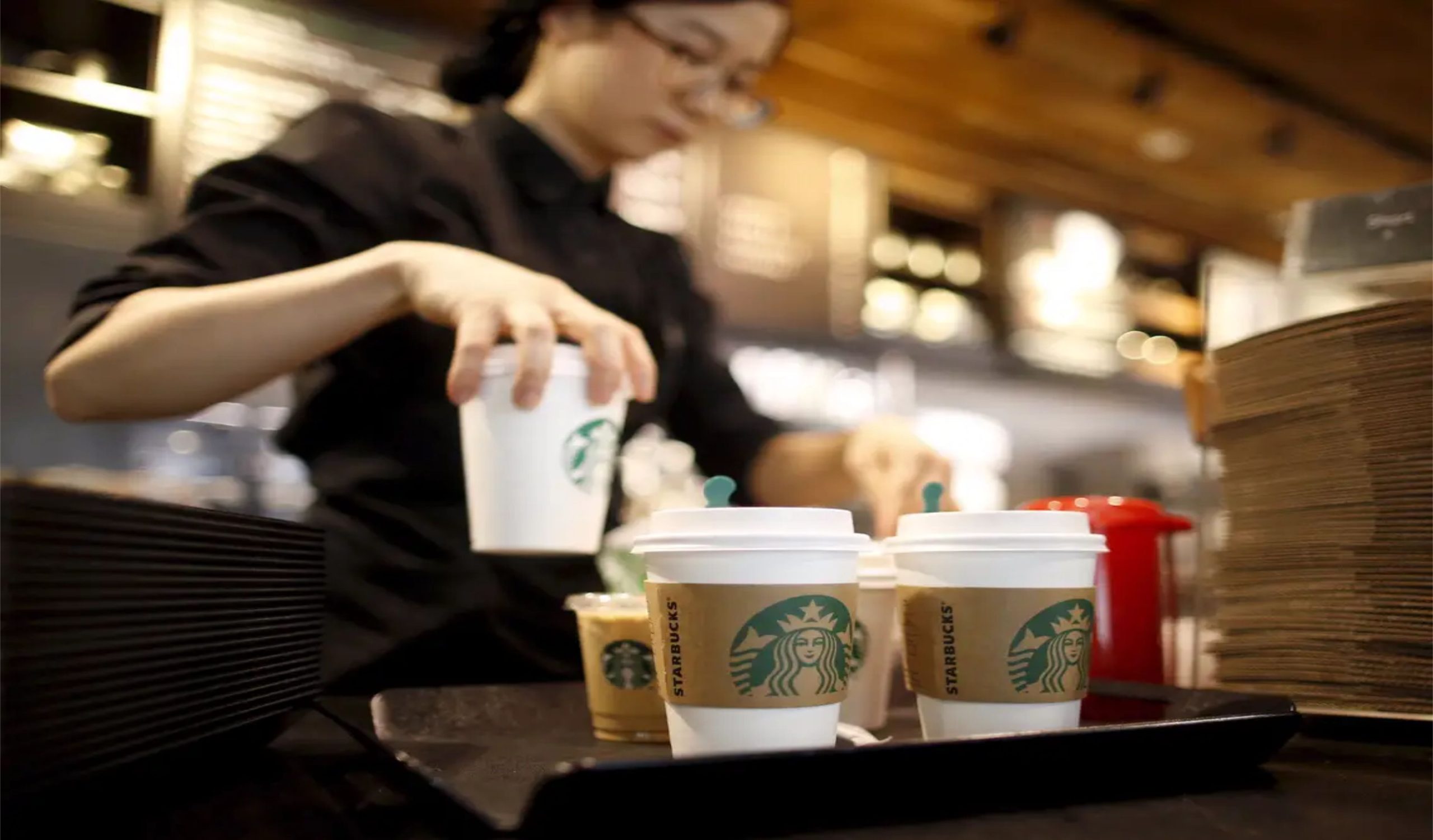 Starbucks Canada to hire almost 2.000 baristas