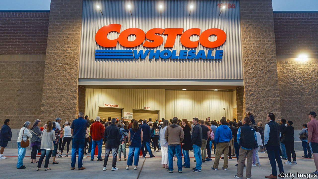 Navigating Employment at Costco: Tips to Secure a Job at this Retail Giant!